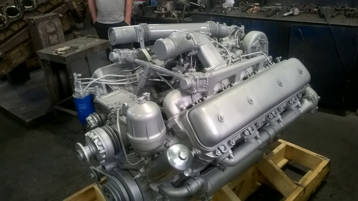 Купить двигатель ямз новый. Мотор ЯМЗ 7511 евро 2. МАЗ ЯМЗ 7511. Двигатель ЯМЗ-7511.10. Двигатель МАЗ 7511.
